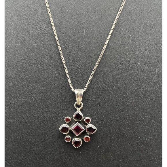 KC 925 Sterling Silver Garnet Pendant Box Chain Necklace Spring Ring Closure - Picture 2 of 11